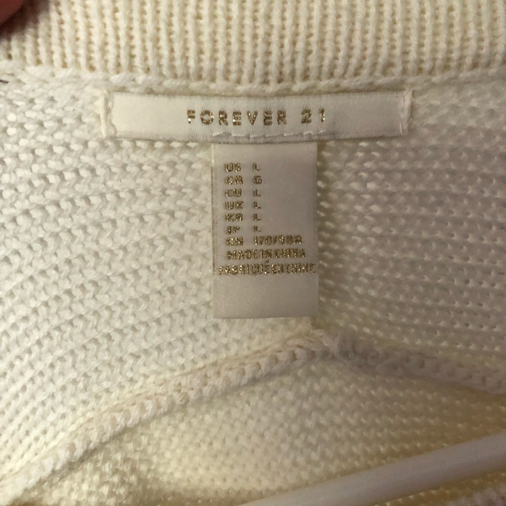 Forever 21 Sweater - Picture 4 of 4